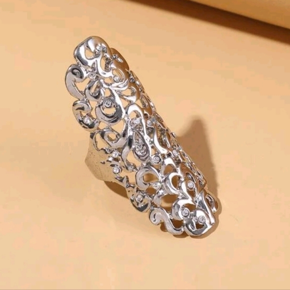 Gothic Ring with Lace style Design Girly jewelry Gothic rings Urban